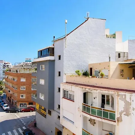 Spacious In Downtown דירה